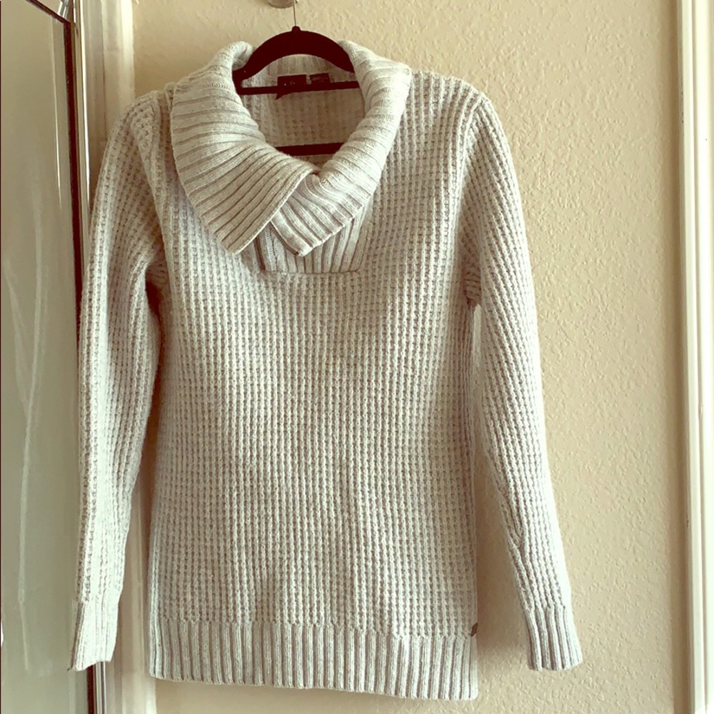 Men’s sweater